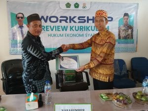 Workshop Review Kurikulum Ekonomi Syariah dan Peningkatan Jabatan Fungsional Dosen di STIS Darul Ulum Lampung Timur