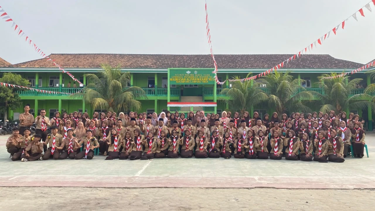 Semarak Hari Pramuka, Seluruh Lembaga Pendidikan di Bawah Naungan Yayasan Pondok Pesantren Darul Ulum Lampung Timur Gelar Upacara Bersama
